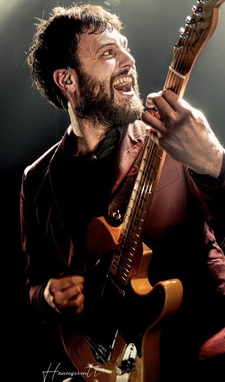 Noé Chalon, guitariste et technicien